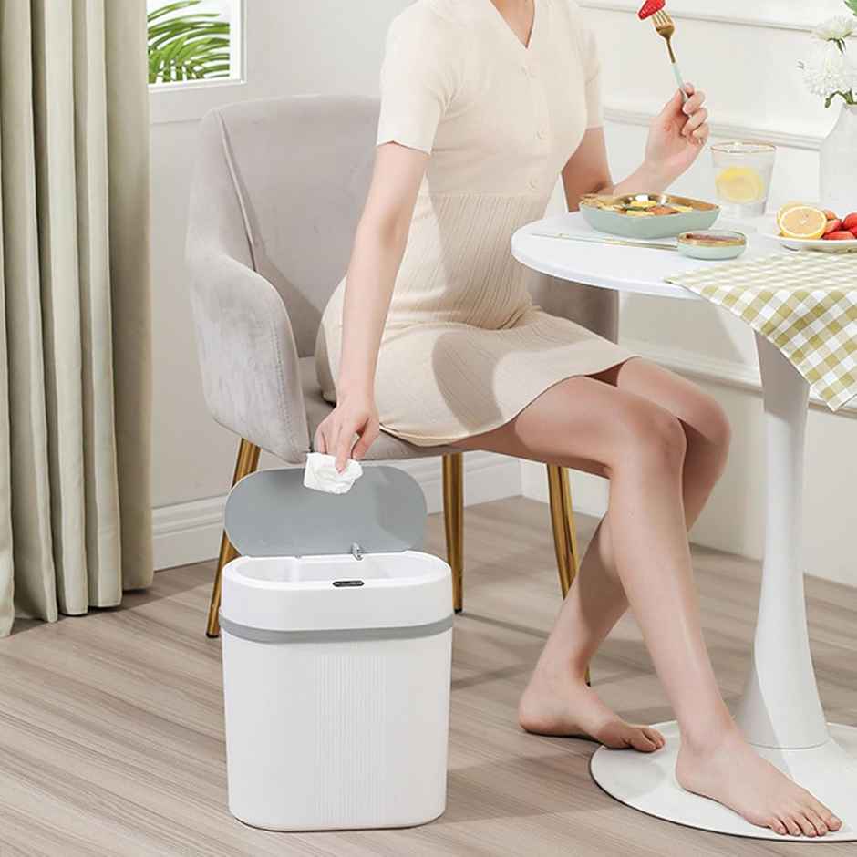 House of Quirk Plastic Smart Automatic Motion Sensor Rectangular Trash Can Oval | Black