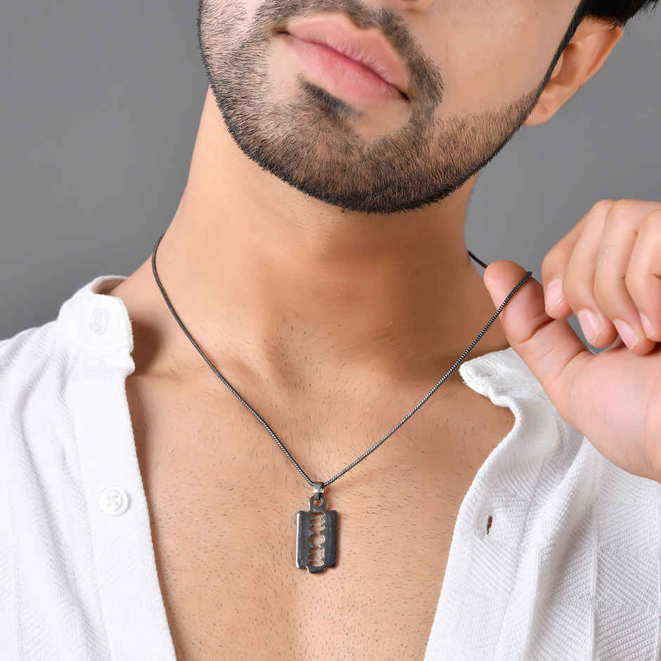 Voylla Eclipse Stylish Black Blade Mens Pendant
