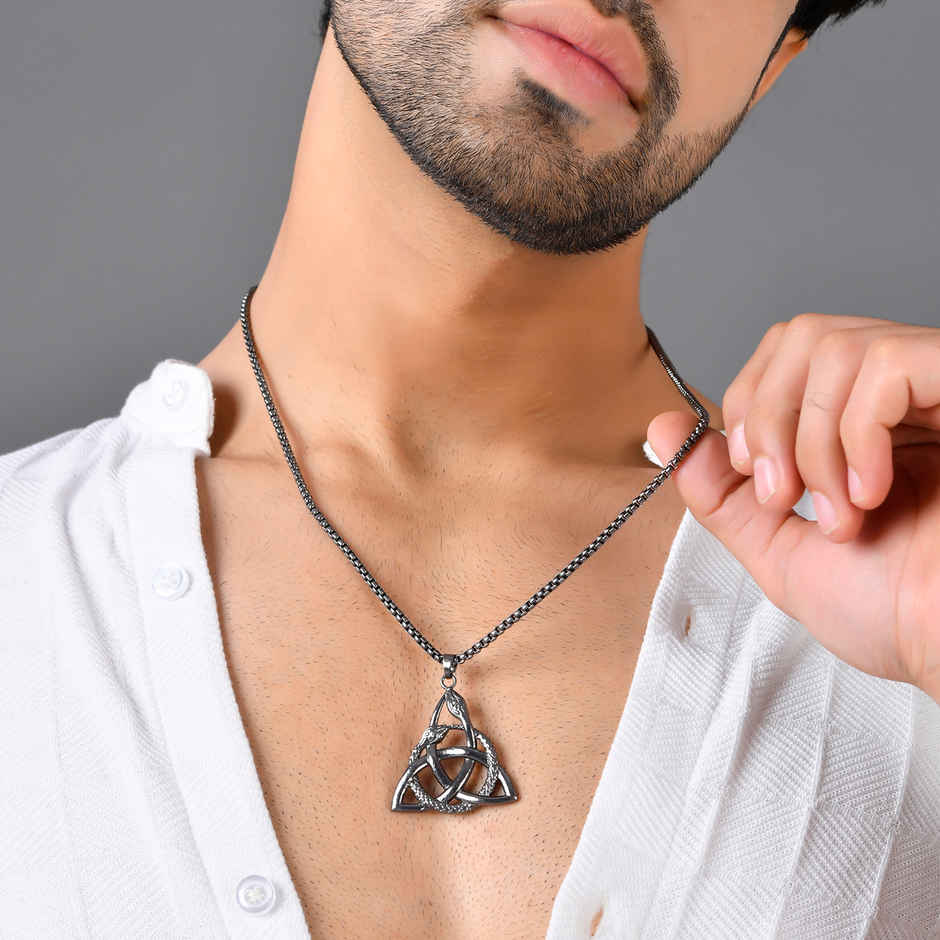 Voylla Eclipse Serpentine Black Men s Pendant