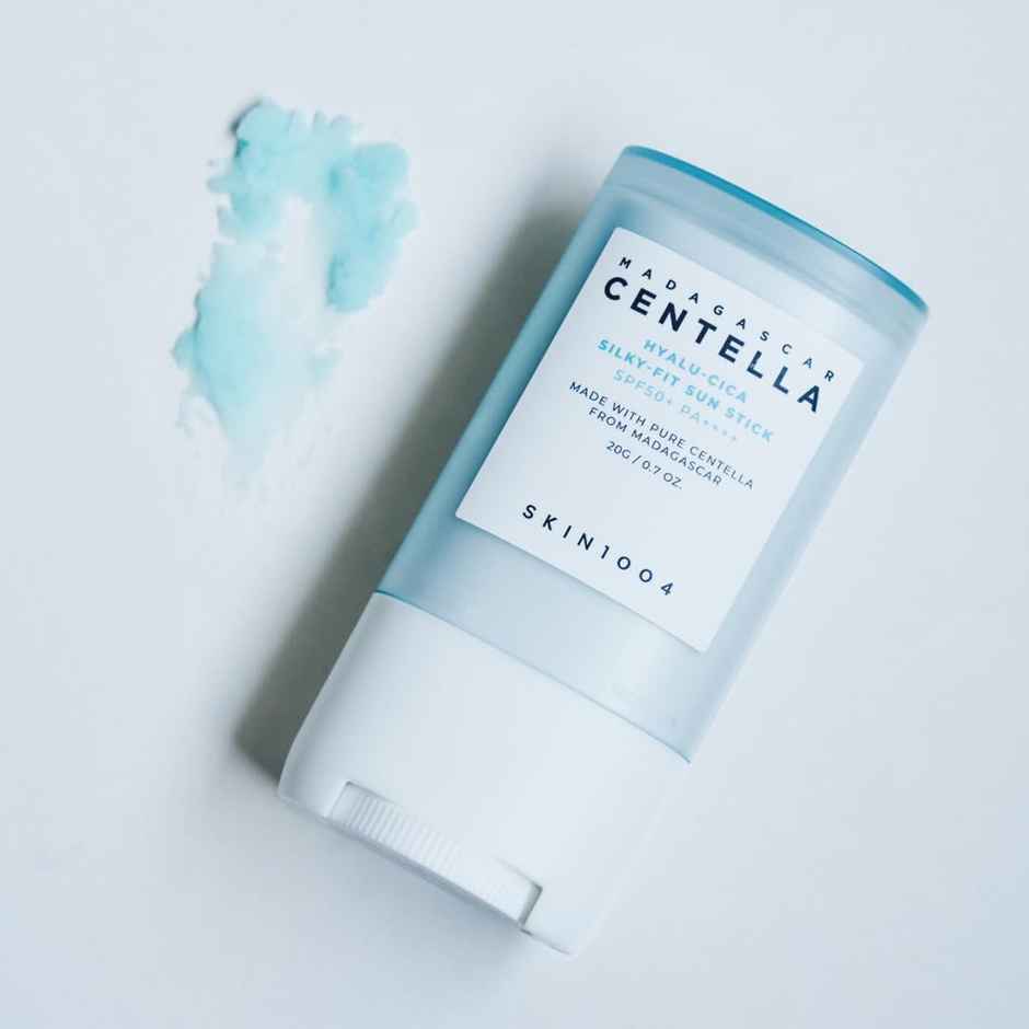 Skin1004 Madagascar Centella Hyalu-Cica Silky-Fit Sun Stick
