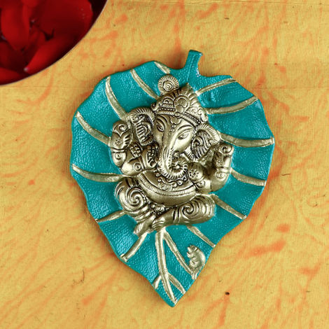 Satvik Leaf Ganesh - Big (Green)