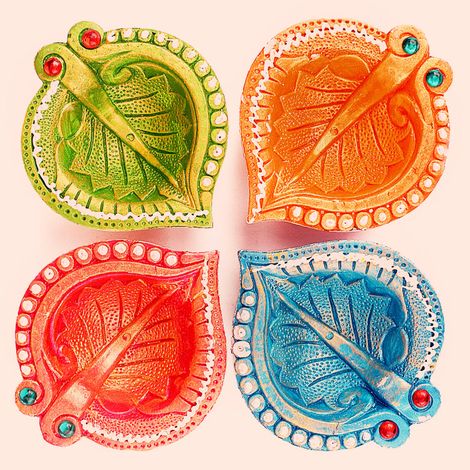 Designer Multicolor Clay Diya | 4 Pcs | Satvik