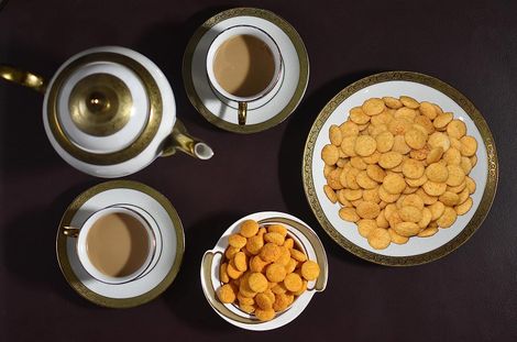 Heka Bites Roasted Jowar Puffs Cheesy Salsa - Low Calorie & Healthy Snacks