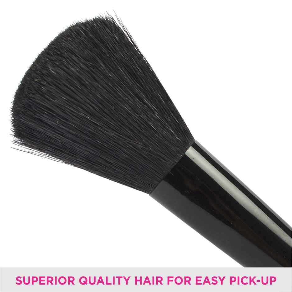 VEGA Blush Brush With Wooden Handle Makeup Blush Brush Ev-19