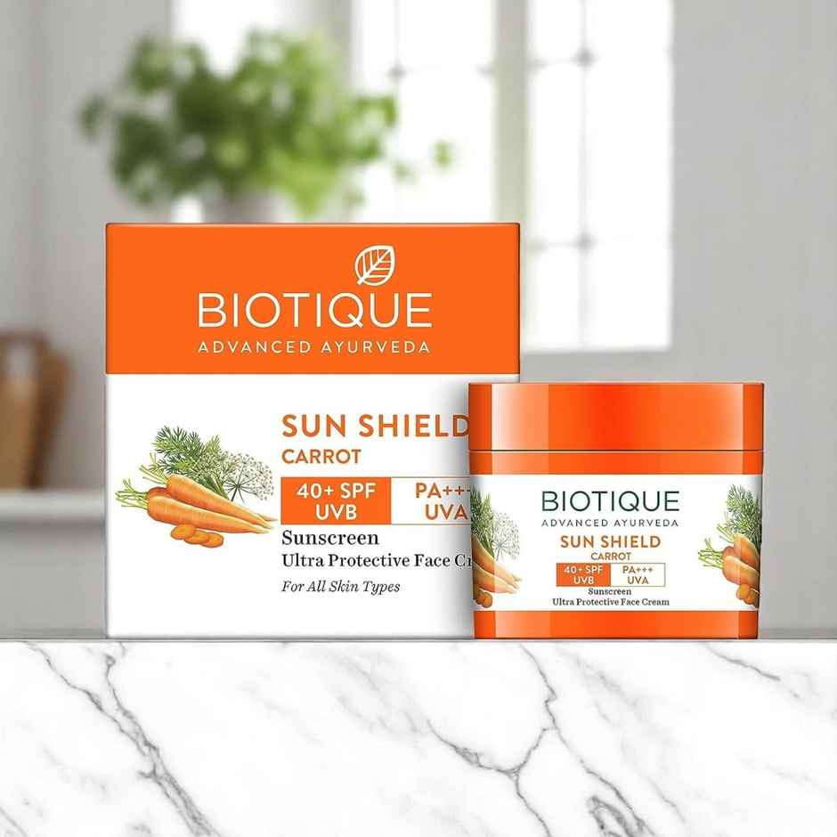 Biotique Sun Shield Carrot 40+Spf Sunscreen Cream