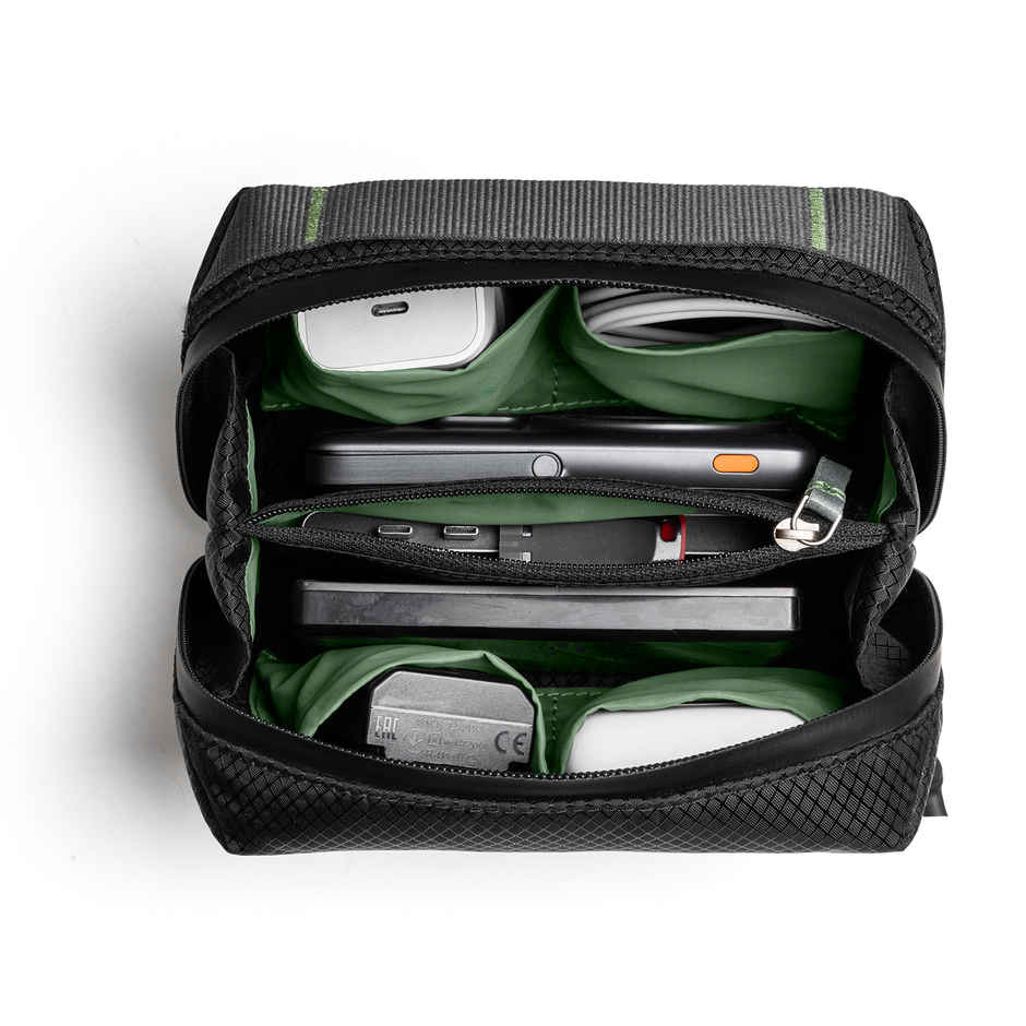 DailyObjects Black Ripstop Vault Tech Organiser - Small