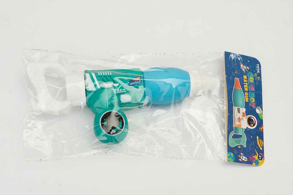 Cute Boy Water Gun | Tota