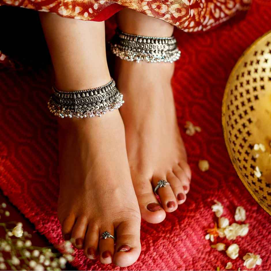 Teejh Teejh Roma Coin Silver Oxidized Ghungroo Anklets