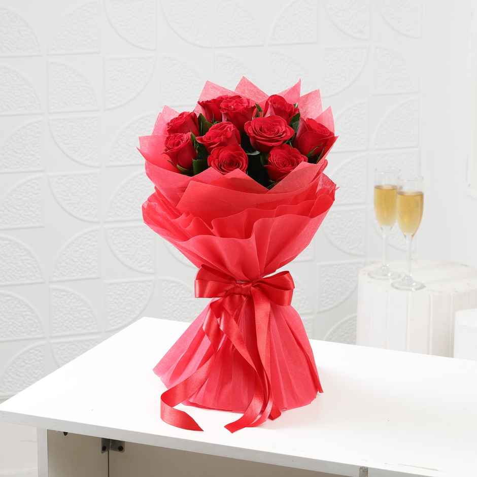 Igp 8 Red Roses Bouquet