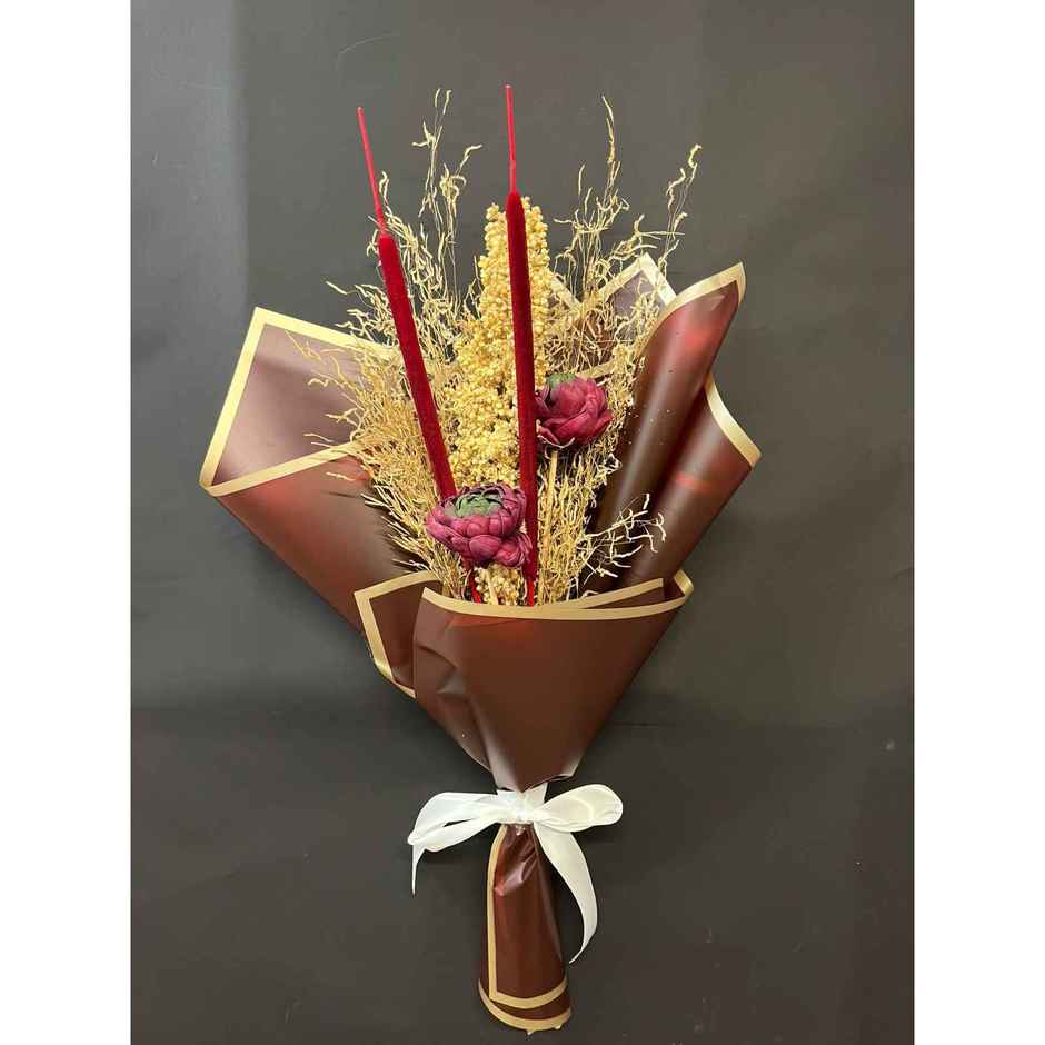 Dried Bull Rush Natural Love Decor Arrangement | Ideal for Gifting | Farmerr