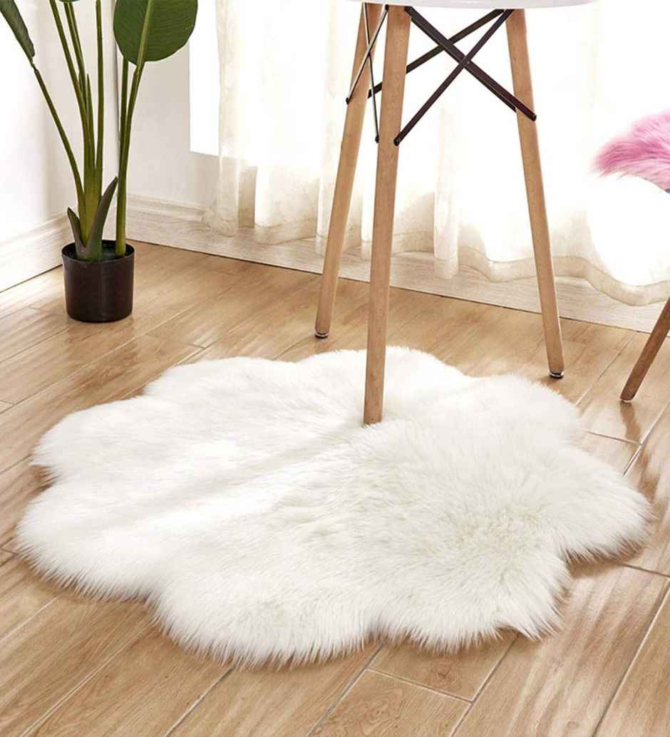CasaCraft Pepperfry Carpet, 2.46 Feet White Polyester Shaggy Carpet Home Decor Kitchen Rug