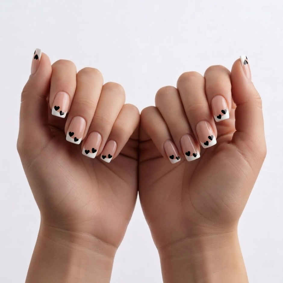 Nailinit Press On Nails Heartbreaker | Reusable False Nail Extensions with Glue Tabs