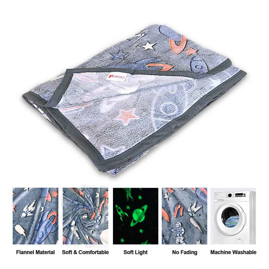 Casacraft by Pepperfry Kids Blanket | 280 GSM | Glow in the Dark