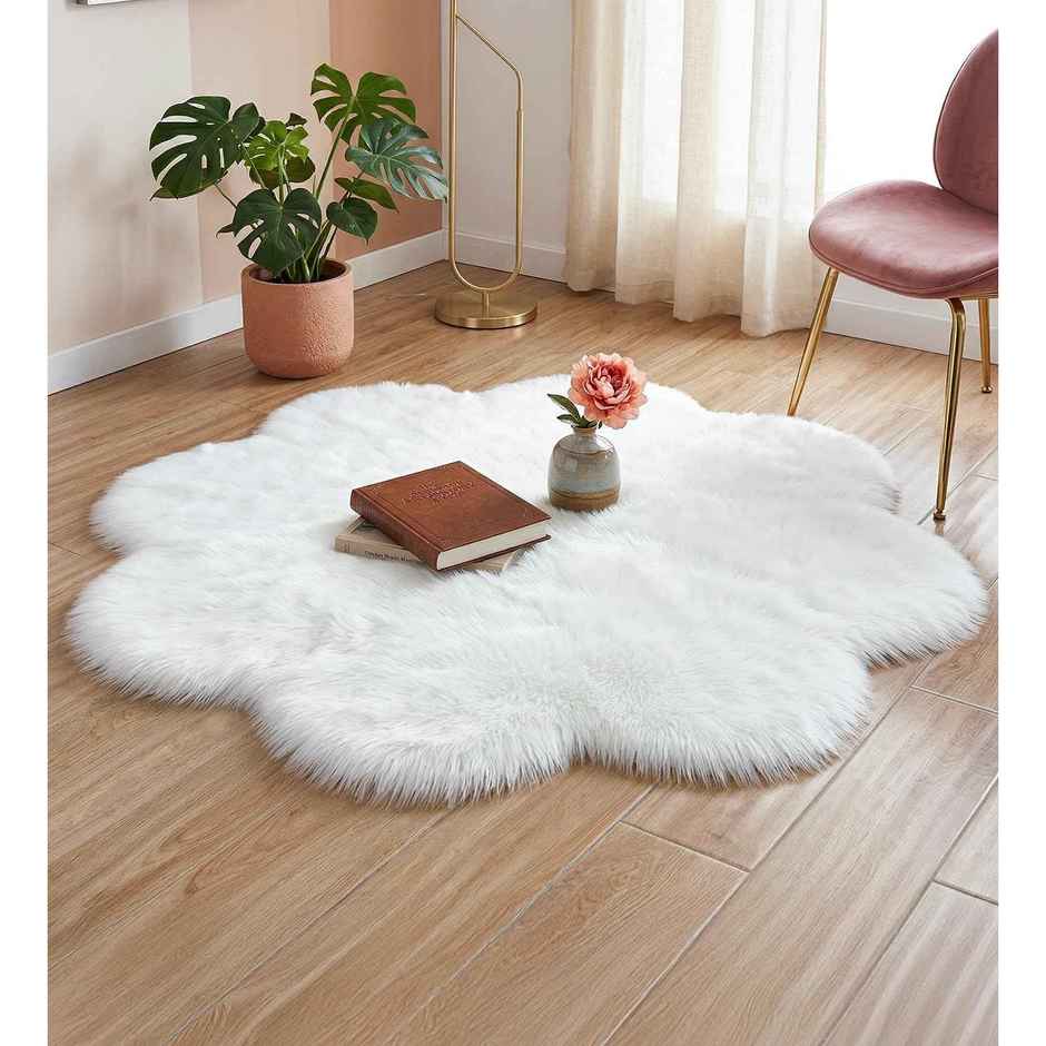 CasaCraft Pepperfry Carpet, 2.46 Feet White Polyester Shaggy Carpet Home Decor Kitchen Rug