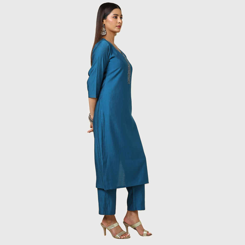Soch Women's Blue Viscose Blend Embellished Kurta Set With Cutdana | M