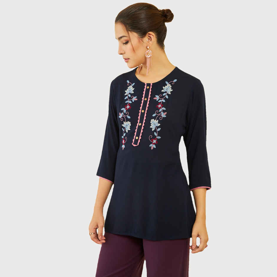 Soch Women's Navy Blue Crepe Embroidered Tunic With Thread Work M