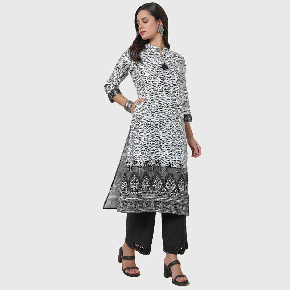 Soch Women's Off White Bandhani Print Kurta With Tassels | M