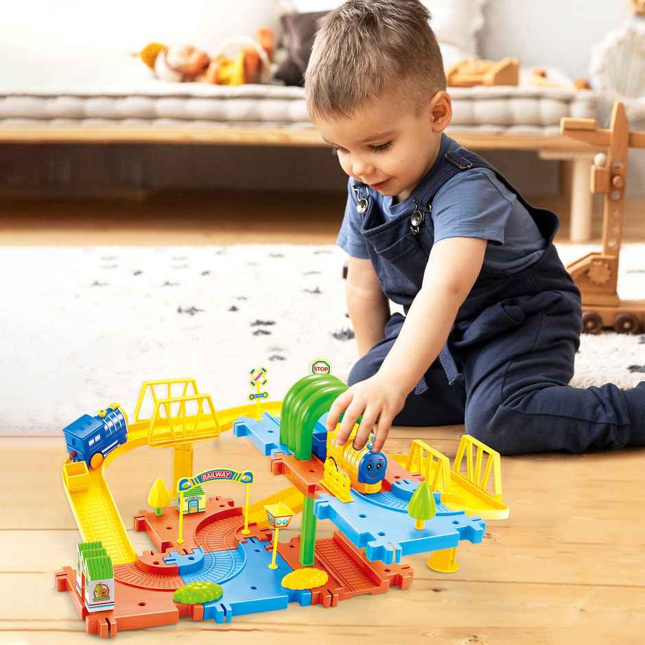 Webby Battery operated Toy Train Set for Kids