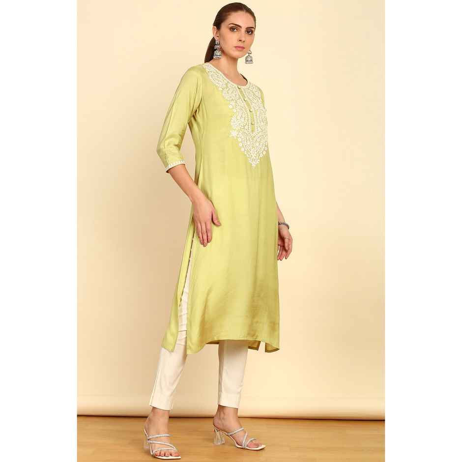 Soch Women's Green Solid With Yoke Embroidered Straight Muslin Kurta M