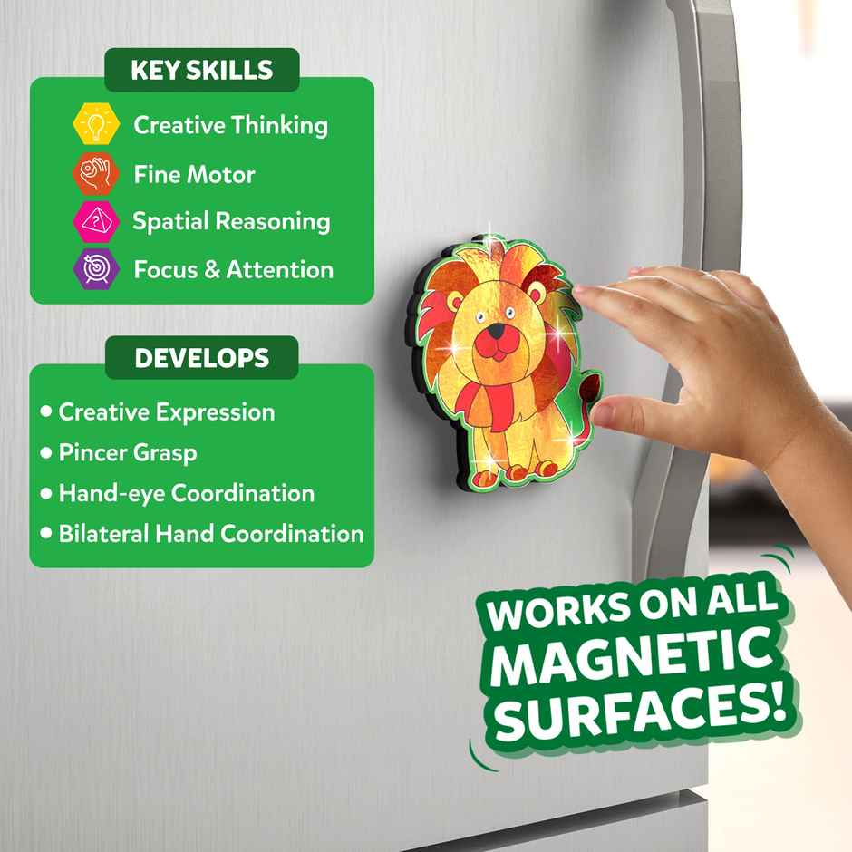 Skillmatics Foil Fun - World of Animals Magnets
