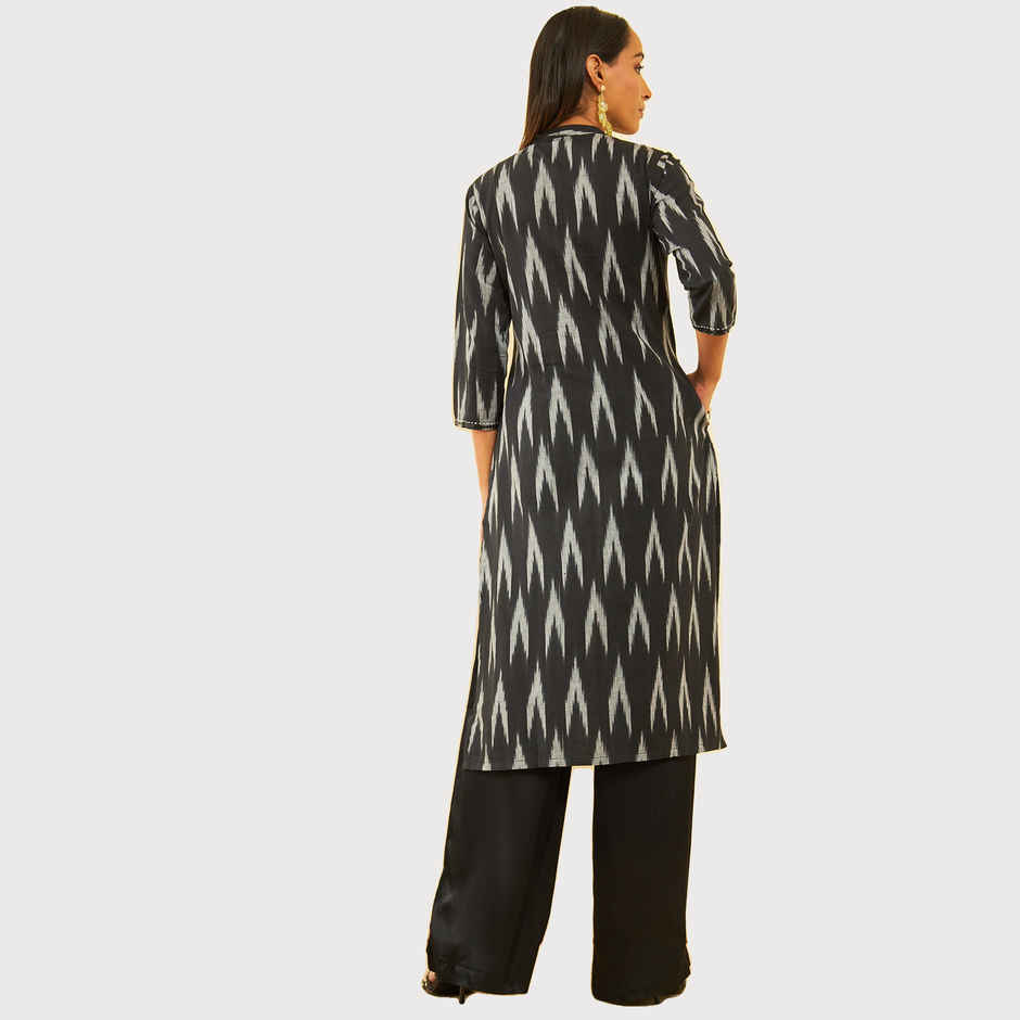 Soch Women's Black Cotton Ikat Print Kurta With Sequins L