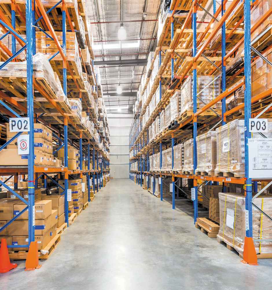 Philips Acebright 40 W Led Bulb (Crystal White) | B22 Base Holder