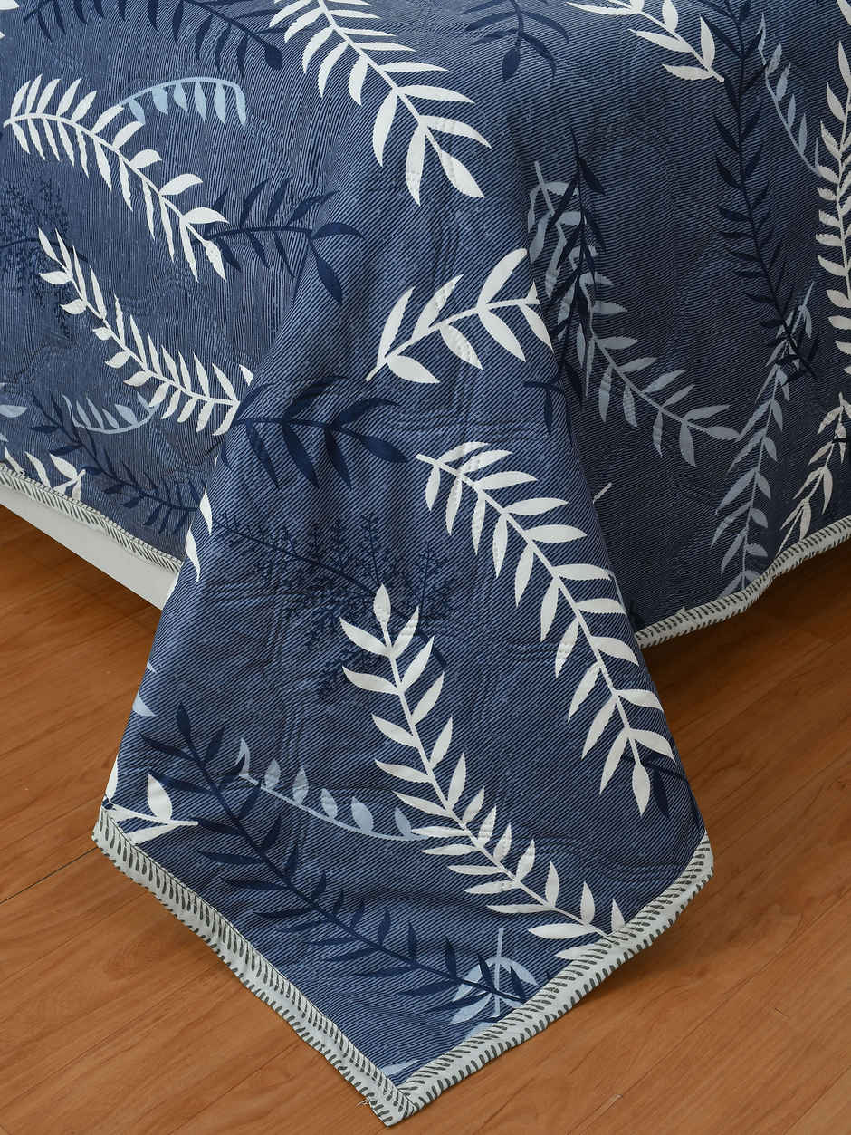 Furnofy Ultrasonic Comforter King Size Light Weight | Microfibre | Blue & White - 80 x 90 in