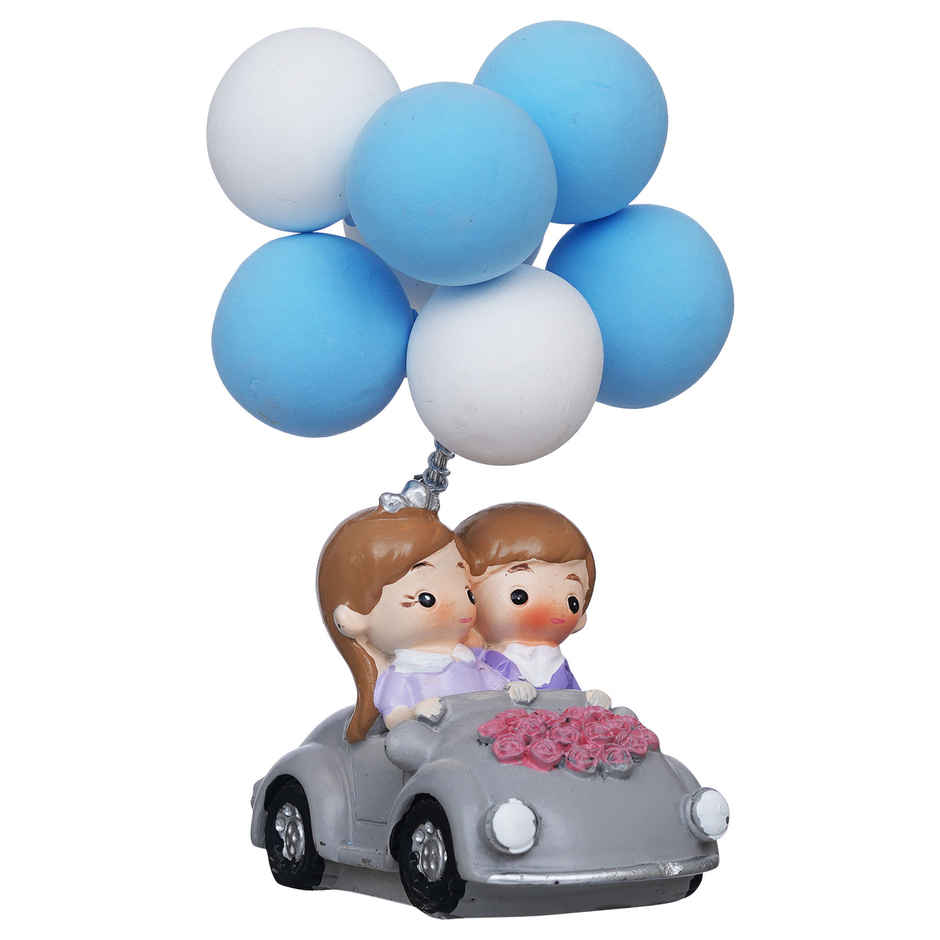 eCraftIndia Romantic Couple Statue with Balloon on a Car Decorative Showpiece