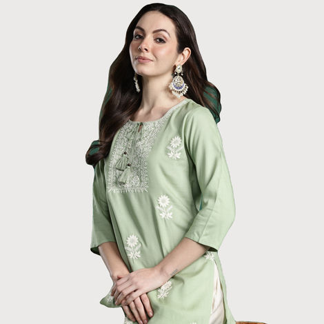 Indo Era Women's Viscose Rayon Floral Embroidered Straight Kurta | KT5GN9997 | Green - S