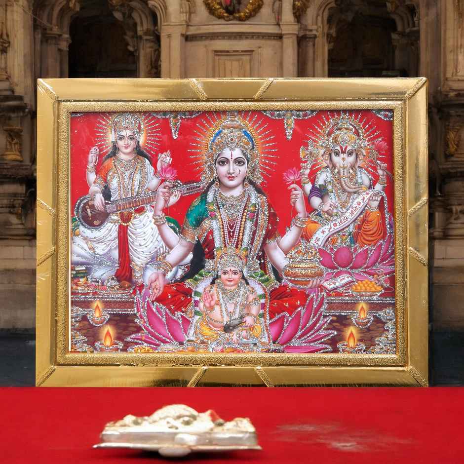 Laxmi Ganesh Diety Photo | Jai Kashi