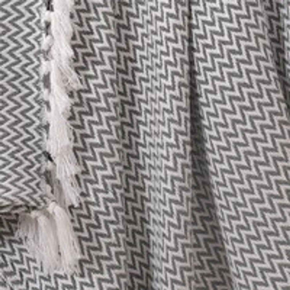 Sashaa World Chevron Delight Grey Ivory Versatile Cotton Throw