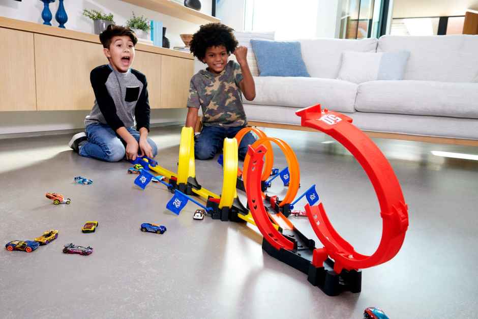 Hot Wheels Multi-Loop Race Off Playset | 4 to 10 Years