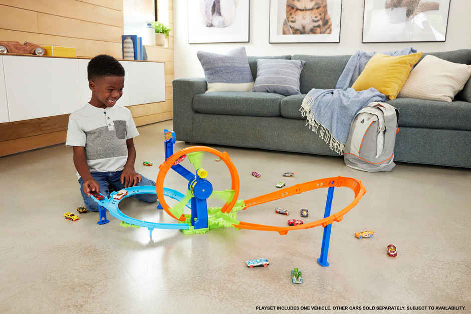Hot Wheels Rapid Launch Loop Track Playset