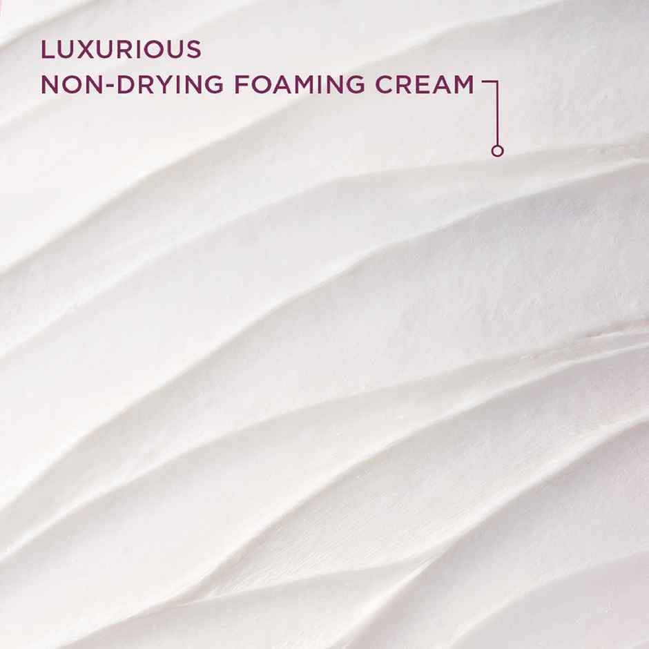 Pond's Bright Beauty Anti-Dullness Facewash With Vitamin B3