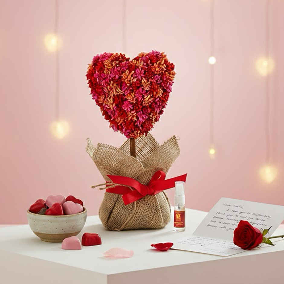 Blooming Heart Decor Set with Fragrance Spray | Ideal for Gifting | IRIS