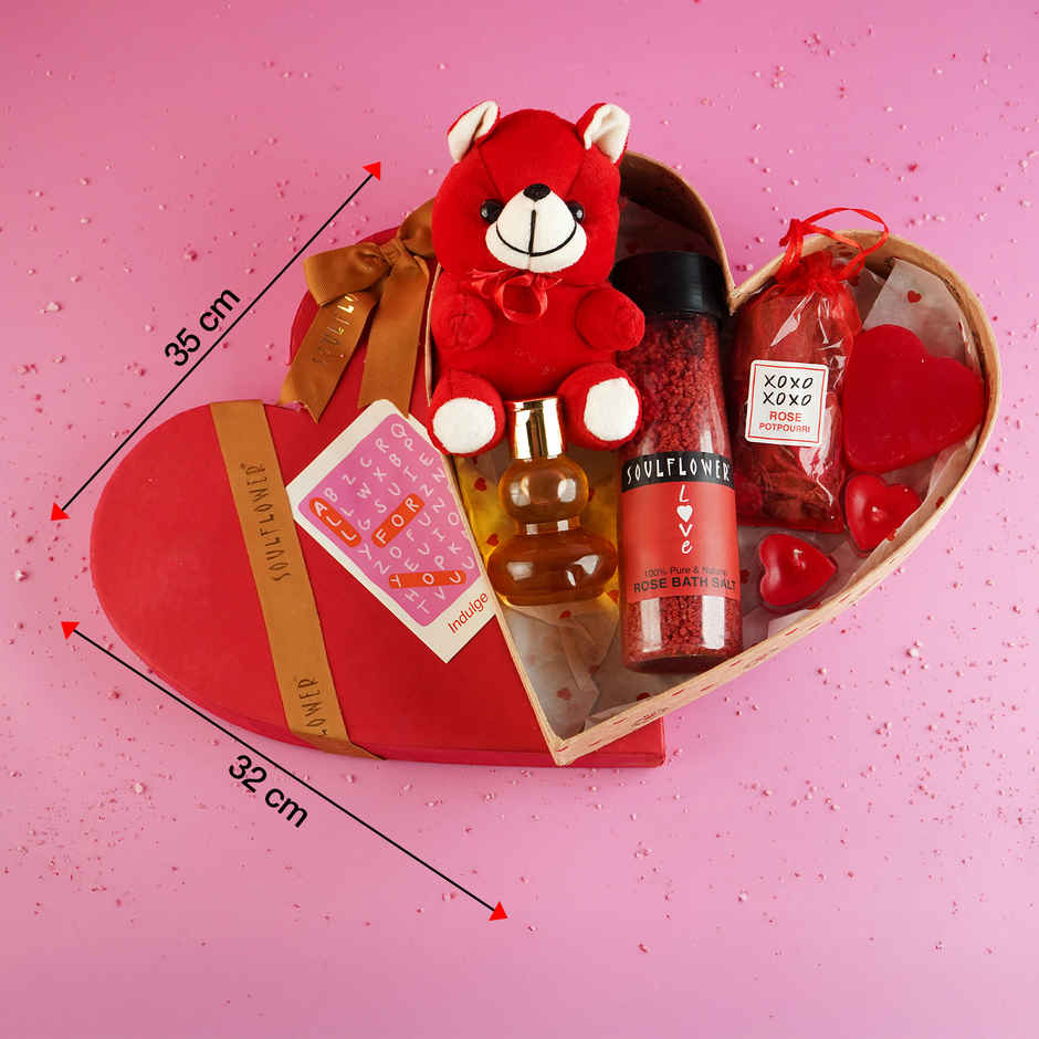 Heart-Shaped Romantic Hamper with Assorted Treats | Soulflower