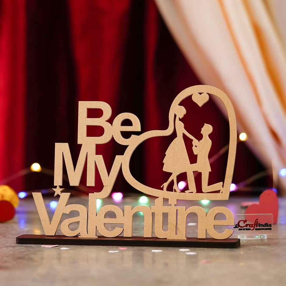 Golden Couple Showpiece Romantic Home Decor Gift | eCraftIndia