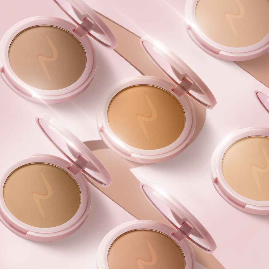 RENEE Bollywood Filter Blurring Compact 04 Maple Drape| Matte Finish | Blurs Pores & Blemishes