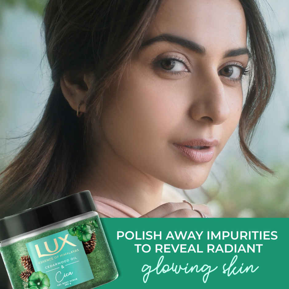 Lux Essence Of Himalayas Cedarwood Oil & Cica Gel Body Scrub