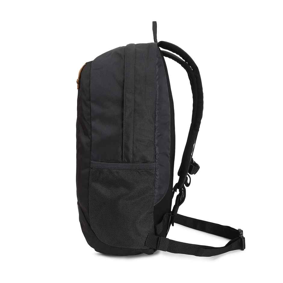 Decathlon | Quechua Unisex Solid Polyester 20 L Backpack - Black