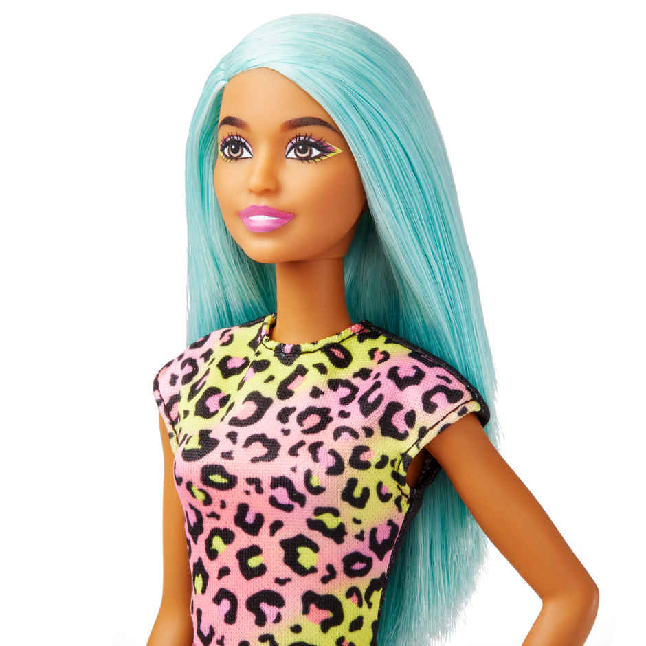 Barbie Makeup Artist Doll | Teal Hair | Accessories like Palette & Brush