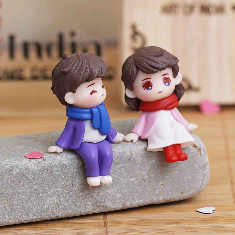 eCraftIndia Cute Boy and Girl Sitting Couple Statue Showpiece
