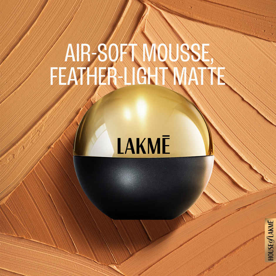 Lakme Xtraordin-Airy Mattereal Mousse Foundation Matte Finishhas Spf8 - 06 Almond Honey