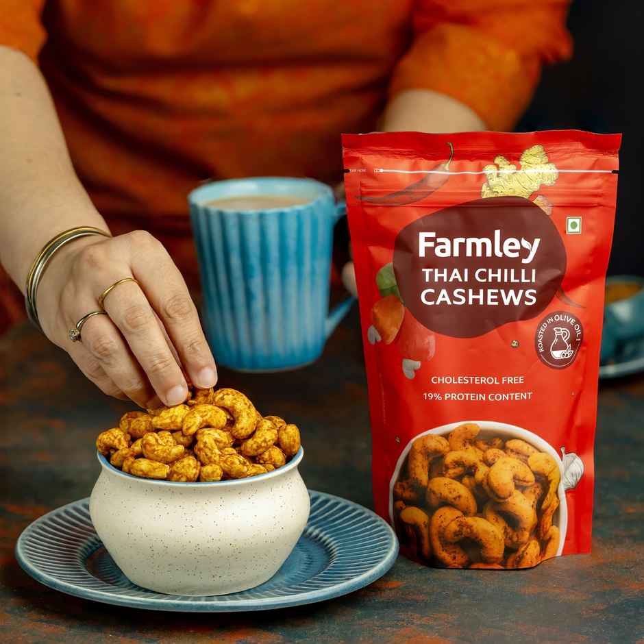 Farmley Thai Chilli Roasted Cashews | Spicy & Nutty
