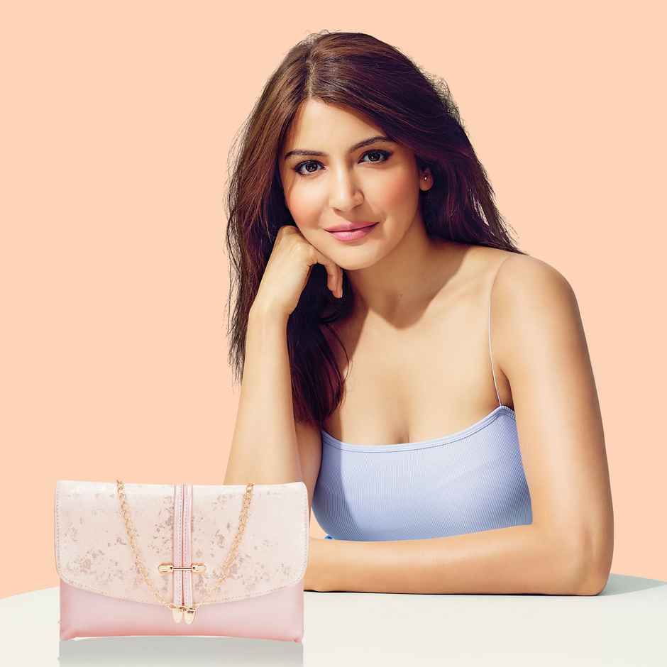 Lavie Women's Chirpy Envelope Clutch | Small | Light Pink