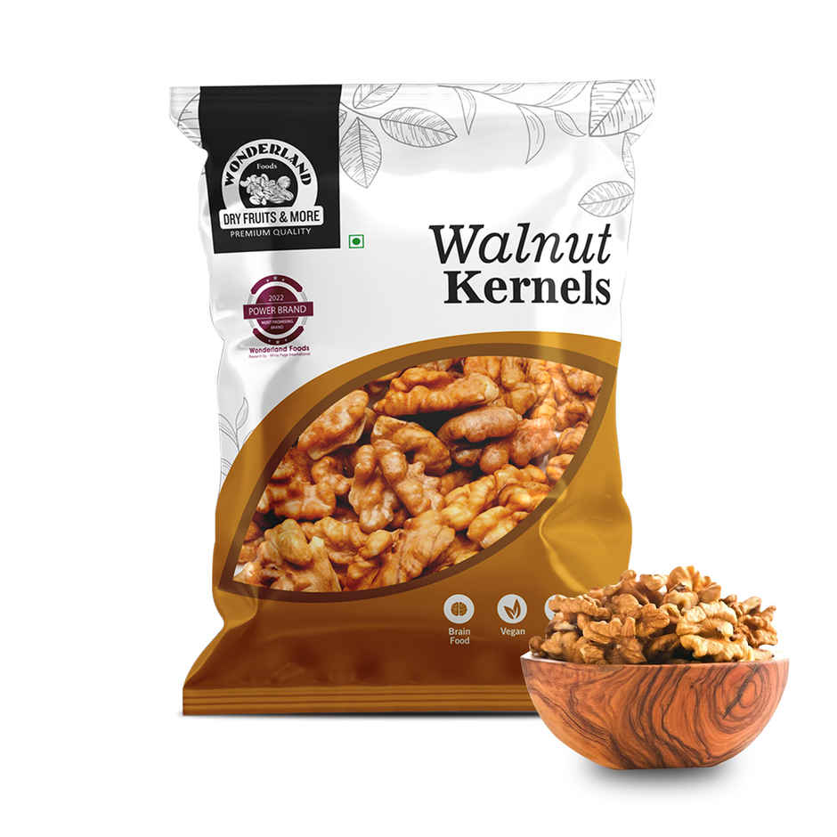 Wonderland Foods Vrat California Walnut Kernels | Akhrot Giri