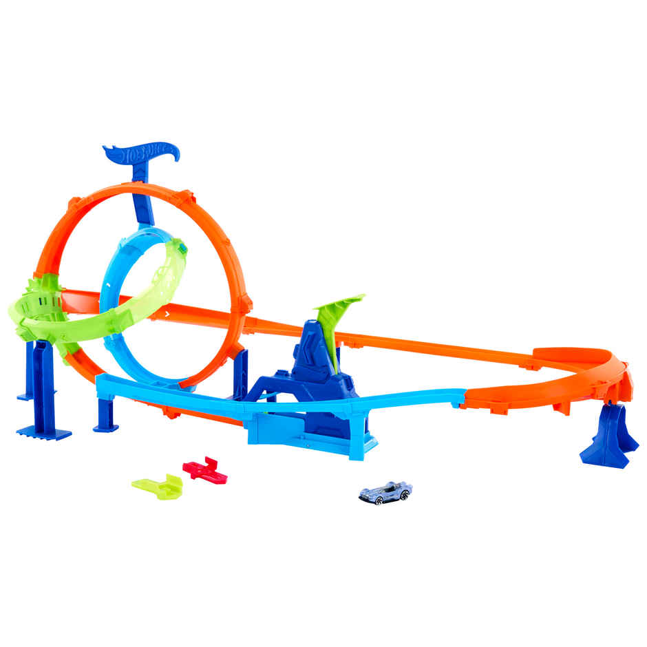 Hot Wheels Stunt Tracks Rapid Launch Cyclone Track Set and 1:64 Scale Die Cast Toy Car