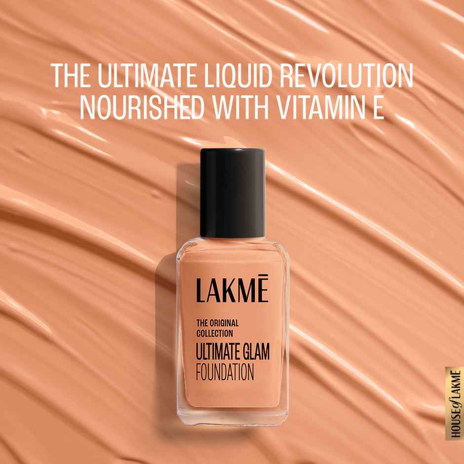 Lakme FOREVER MATTE FOUNDATION for Superior Coverage, Vit E, lightweight & water-resist Pearl