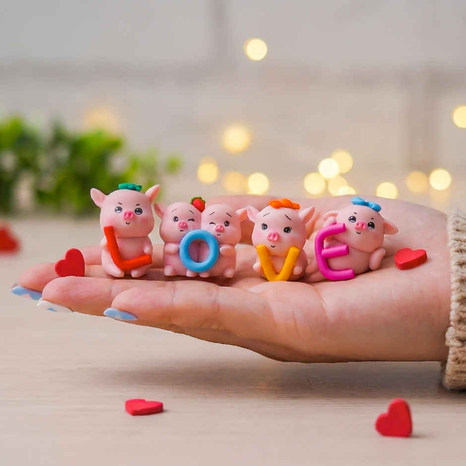 Pig with LOVE Letters Miniature Showpiece Set | EcraftIndia