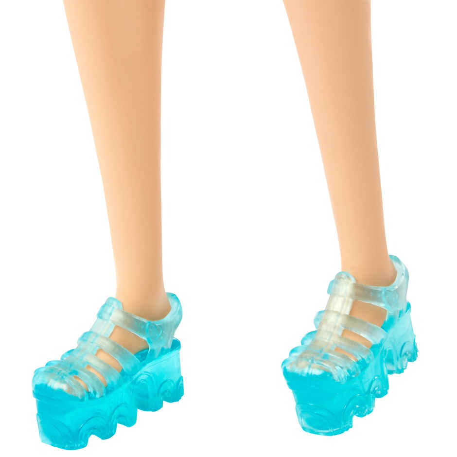 Barbie Pink Passport Italy Doll Set with Clothes and Travel Accessories